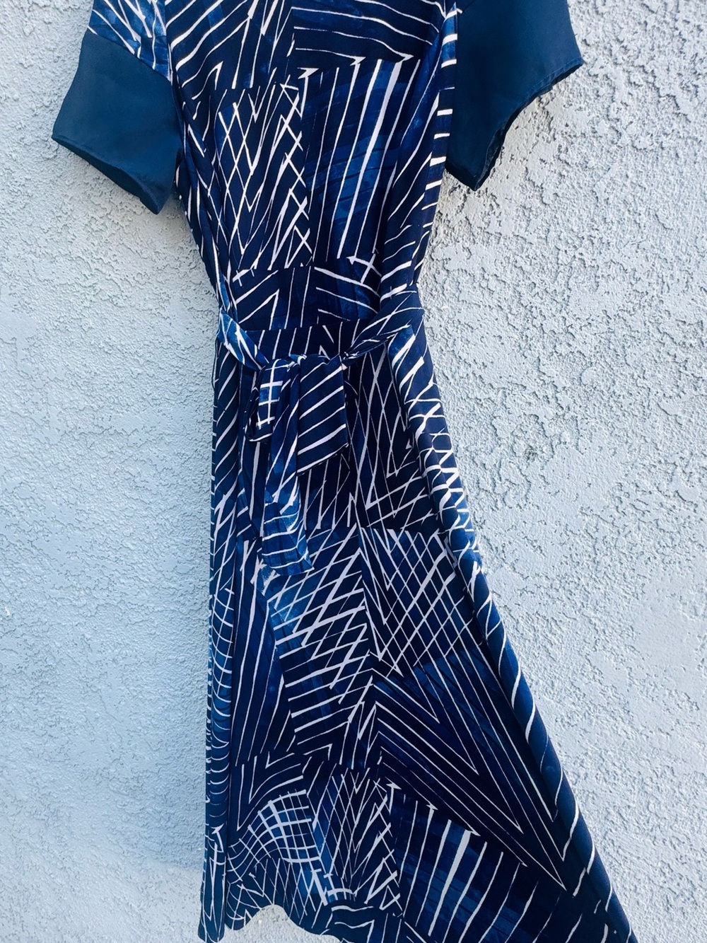 Lauren Ralph Lauren Navy Geometric Print Midi Dress with Belt - Size 10 - Picture 8 of 16